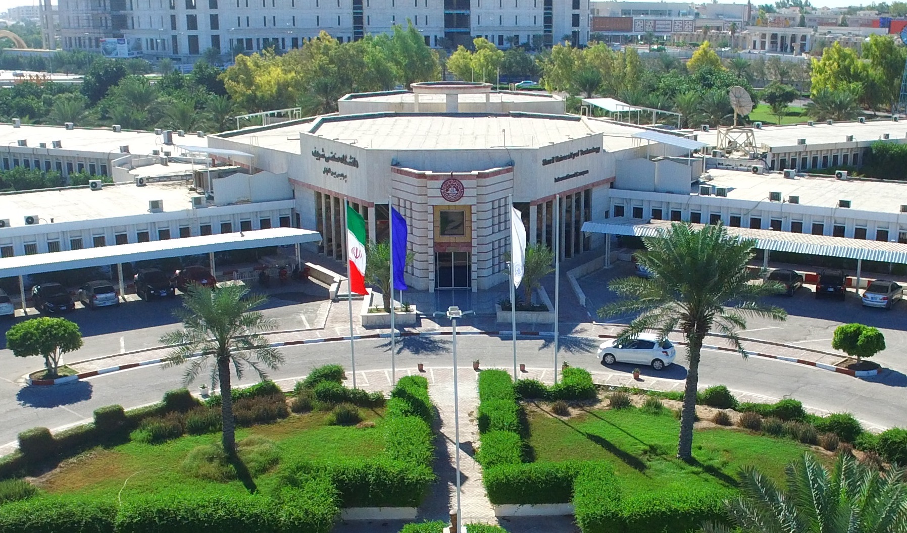 پذیرش دانشجو در پردیس بین‌الملل کیش